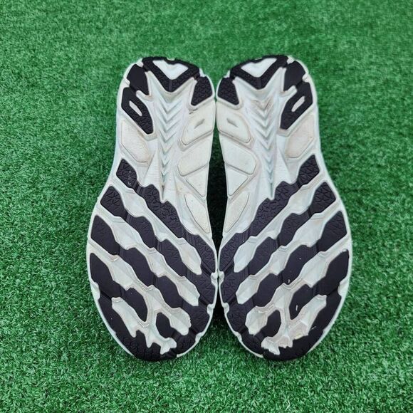 Hoka One One Clifton 8 - Women's running shoes - Size 9.5B - Picture 9 of 11